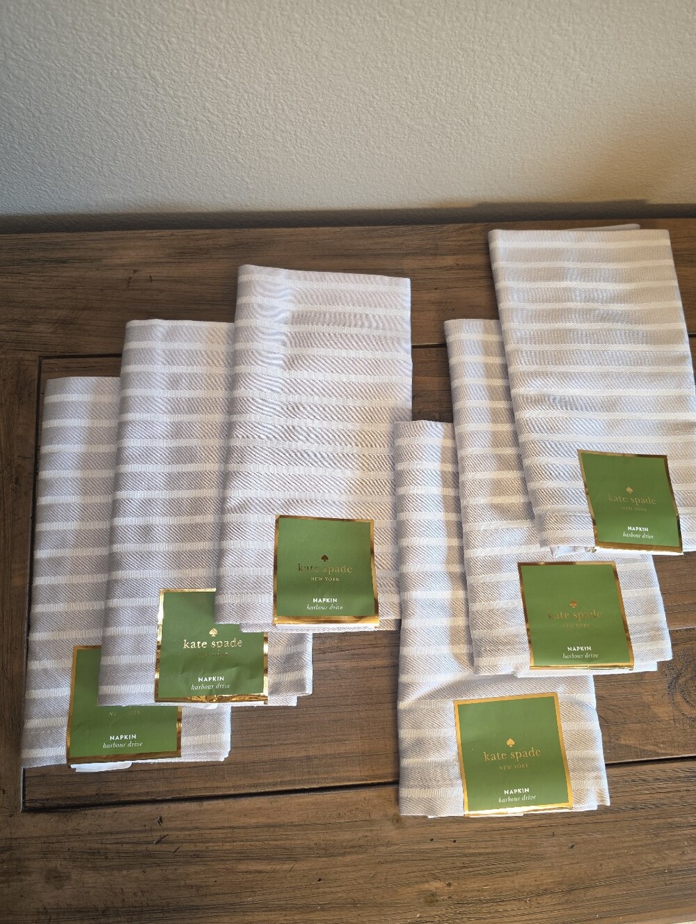 6x kate spade White and Light Gray Striped Napkin Set